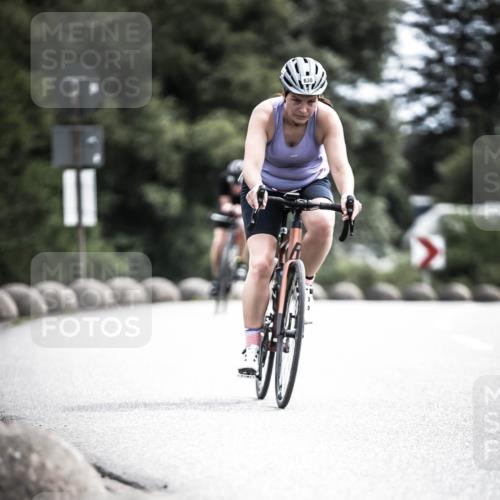21.06.2026 - 29. Vierlanden-Triathlon H.Heesch http://msf.ph/oto/9905589 21.06.2026 11:39:54 Radfahren 647, 685, 721, 830 meine-sportfotos.de