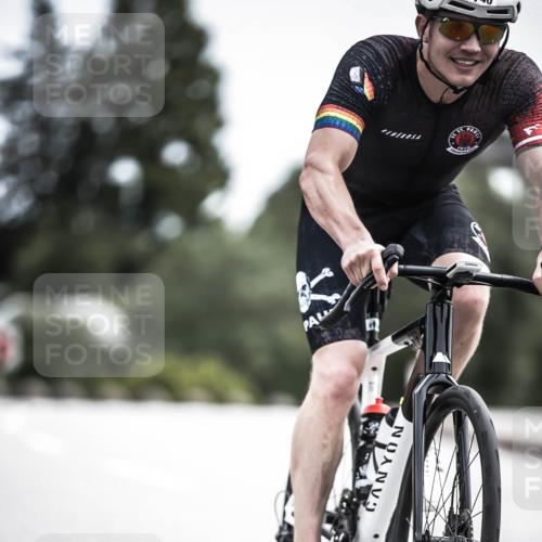 21.06.2026 - 29. Vierlanden-Triathlon H.Heesch http://msf.ph/oto/9905598 21.06.2026 11:42:36 Radfahren 158, 223, 650, 718, 727, 740 meine-sportfotos.de