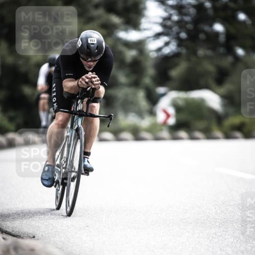 21.06.2026 - 29. Vierlanden-Triathlon H.Heesch http://msf.ph/oto/9905609 21.06.2026 11:42:45 Radfahren 632, 633, 701, 718, 757 meine-sportfotos.de