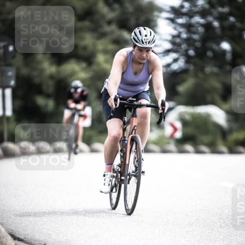 21.06.2026 - 29. Vierlanden-Triathlon H.Heesch http://msf.ph/oto/9905611 21.06.2026 11:39:54 Radfahren 647, 685, 721, 830 meine-sportfotos.de