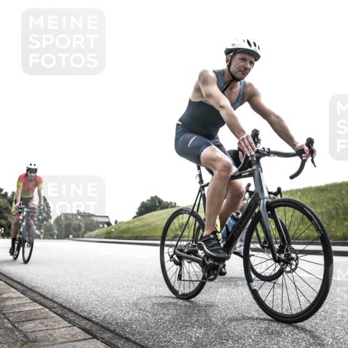 21.06.2026 - 29. Vierlanden-Triathlon H.Heesch http://msf.ph/oto/9905620 21.06.2026 11:11:58 Radfahren 109, 293, 296, 302, 490, 500, 656, 707, 743, 751 meine-sportfotos.de