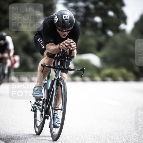21.06.2026 - 29. Vierlanden-Triathlon H.Heesch http://msf.ph/oto/9905627 21.06.2026 11:42:46 Radfahren 632, 633, 701, 757 meine-sportfotos.de