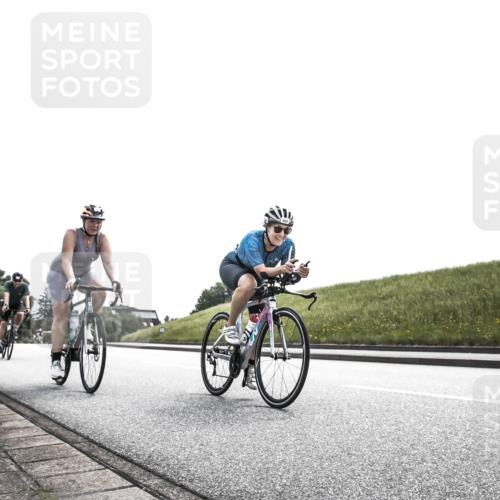 21.06.2026 - 29. Vierlanden-Triathlon H.Heesch http://msf.ph/oto/9905632 21.06.2026 11:11:59 Radfahren 293, 296, 302, 500, 656, 707, 743, 751 meine-sportfotos.de