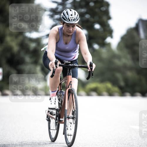21.06.2026 - 29. Vierlanden-Triathlon H.Heesch http://msf.ph/oto/9905634 21.06.2026 11:39:54 Radfahren 647, 685, 721, 830 meine-sportfotos.de
