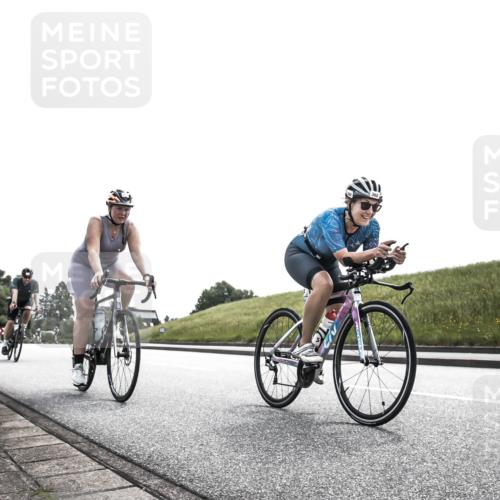 21.06.2026 - 29. Vierlanden-Triathlon H.Heesch http://msf.ph/oto/9905636 21.06.2026 11:12:00 Radfahren 293, 296, 302, 500, 656, 707, 743, 751 meine-sportfotos.de