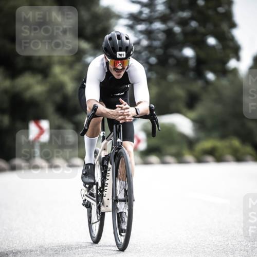 21.06.2026 - 29. Vierlanden-Triathlon H.Heesch http://msf.ph/oto/9905645 21.06.2026 11:42:47 Radfahren 632, 633, 701, 757 meine-sportfotos.de