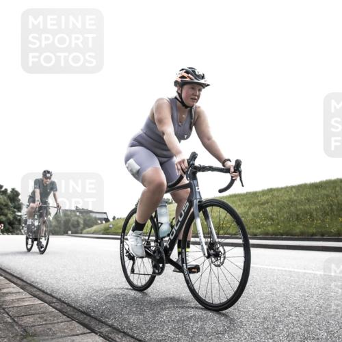 21.06.2026 - 29. Vierlanden-Triathlon H.Heesch http://msf.ph/oto/9905647 21.06.2026 11:12:00 Radfahren 293, 296, 302, 500, 656, 707, 743, 751 meine-sportfotos.de