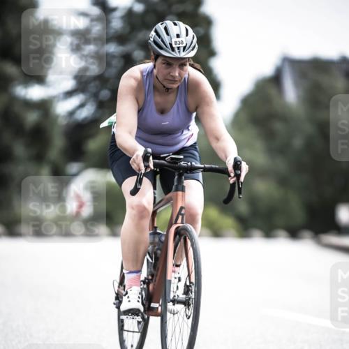 21.06.2026 - 29. Vierlanden-Triathlon H.Heesch http://msf.ph/oto/9905653 21.06.2026 11:39:55 Radfahren 641, 647, 685, 721, 739, 830 meine-sportfotos.de
