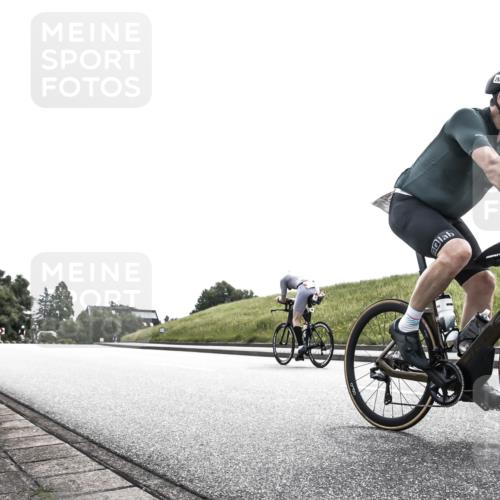 21.06.2026 - 29. Vierlanden-Triathlon H.Heesch http://msf.ph/oto/9905654 21.06.2026 11:12:01 Radfahren 293, 296, 302, 656, 743, 751 meine-sportfotos.de