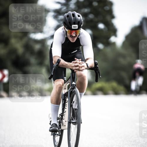 21.06.2026 - 29. Vierlanden-Triathlon H.Heesch http://msf.ph/oto/9905655 21.06.2026 11:42:47 Radfahren 632, 633, 701, 757 meine-sportfotos.de