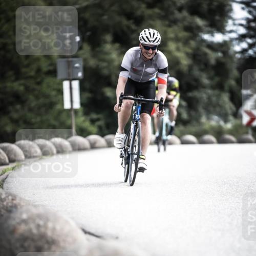 21.06.2026 - 29. Vierlanden-Triathlon H.Heesch http://msf.ph/oto/9905685 21.06.2026 11:42:59 Radfahren 699, 728, 729 meine-sportfotos.de