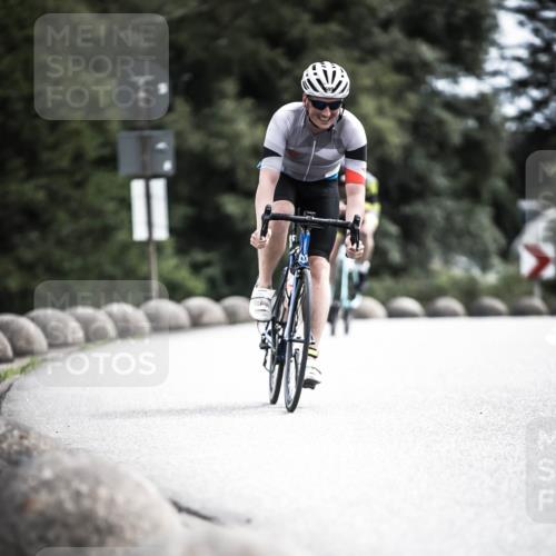 21.06.2026 - 29. Vierlanden-Triathlon H.Heesch http://msf.ph/oto/9905688 21.06.2026 11:42:59 Radfahren 699, 728, 729 meine-sportfotos.de