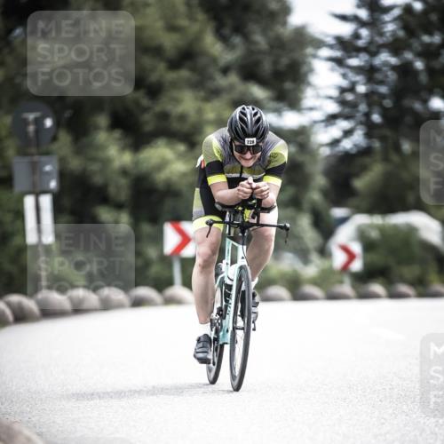 21.06.2026 - 29. Vierlanden-Triathlon H.Heesch http://msf.ph/oto/9905725 21.06.2026 11:43:01 Radfahren 699, 728, 729 meine-sportfotos.de