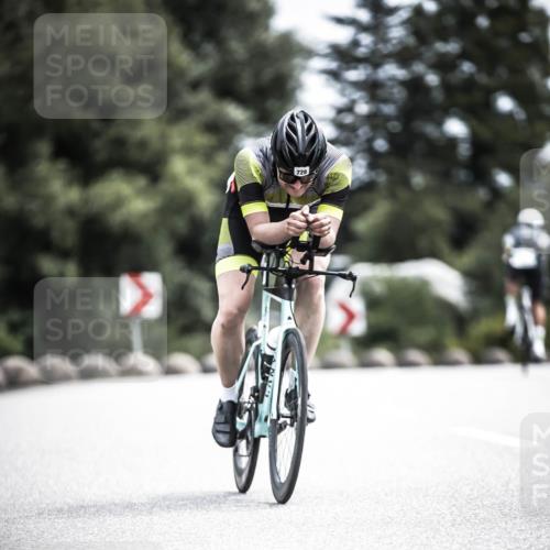 21.06.2026 - 29. Vierlanden-Triathlon H.Heesch http://msf.ph/oto/9905737 21.06.2026 11:43:01 Radfahren 699, 728, 729 meine-sportfotos.de