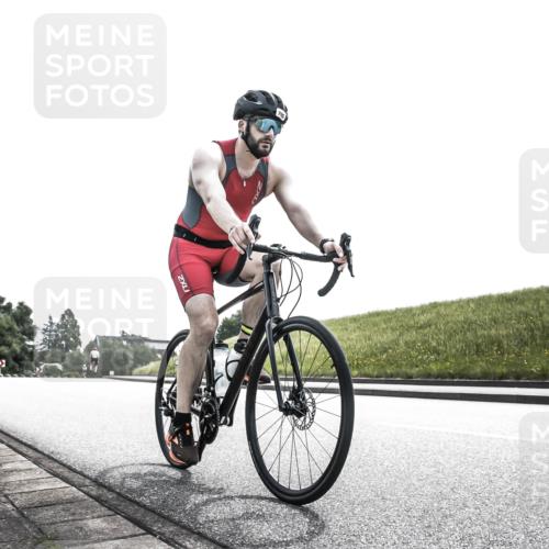 21.06.2026 - 29. Vierlanden-Triathlon H.Heesch http://msf.ph/oto/9905745 21.06.2026 11:14:10 Radfahren 88, 104, 705, 733 meine-sportfotos.de