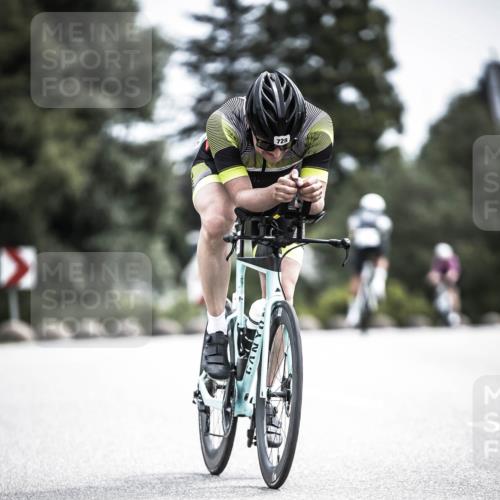 21.06.2026 - 29. Vierlanden-Triathlon H.Heesch http://msf.ph/oto/9905752 21.06.2026 11:43:02 Radfahren 699, 728, 729 meine-sportfotos.de