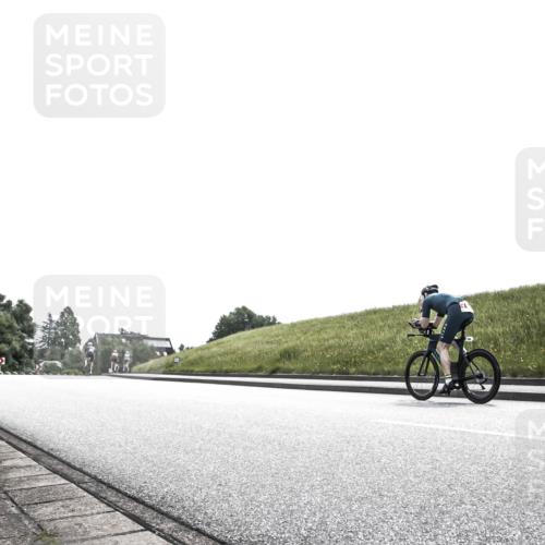 21.06.2026 - 29. Vierlanden-Triathlon H.Heesch http://msf.ph/oto/9905754 21.06.2026 11:14:19 Radfahren 6, 231, 273 meine-sportfotos.de