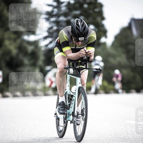 21.06.2026 - 29. Vierlanden-Triathlon H.Heesch http://msf.ph/oto/9905756 21.06.2026 11:43:02 Radfahren 699, 728, 729 meine-sportfotos.de