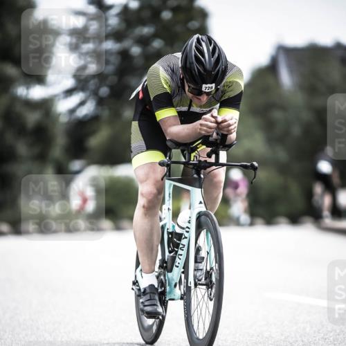 21.06.2026 - 29. Vierlanden-Triathlon H.Heesch http://msf.ph/oto/9905762 21.06.2026 11:43:02 Radfahren 699, 728, 729 meine-sportfotos.de