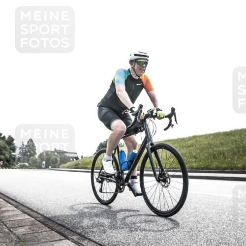 21.06.2026 - 29. Vierlanden-Triathlon H.Heesch http://msf.ph/oto/9905763 21.06.2026 11:14:30 Radfahren 278, 291, 672 meine-sportfotos.de