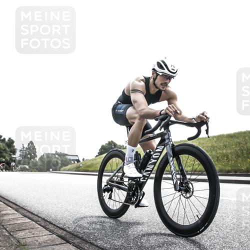 21.06.2026 - 29. Vierlanden-Triathlon H.Heesch http://msf.ph/oto/9905769 21.06.2026 11:14:54 Radfahren 628, 713, 820 meine-sportfotos.de