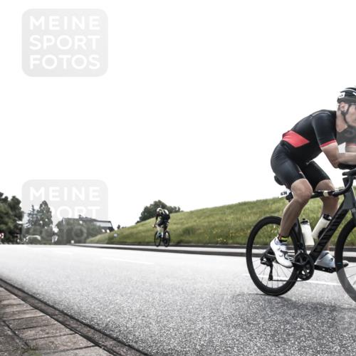 21.06.2026 - 29. Vierlanden-Triathlon H.Heesch http://msf.ph/oto/9905784 21.06.2026 11:15:15 Radfahren 636 meine-sportfotos.de