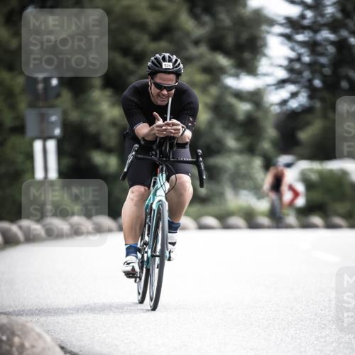 21.06.2026 - 29. Vierlanden-Triathlon H.Heesch http://msf.ph/oto/9905799 21.06.2026 11:40:02 Radfahren 641, 685, 739, 850 meine-sportfotos.de