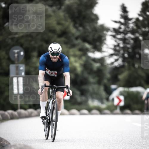 21.06.2026 - 29. Vierlanden-Triathlon H.Heesch http://msf.ph/oto/9905802 21.06.2026 10:24:20 Radfahren 74, 172, 196, 240, 377, 545 meine-sportfotos.de