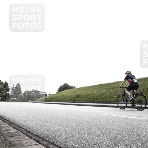 21.06.2026 - 29. Vierlanden-Triathlon H.Heesch http://msf.ph/oto/9905803 21.06.2026 11:16:34 Radfahren  meine-sportfotos.de