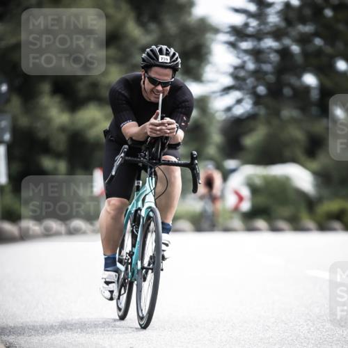 21.06.2026 - 29. Vierlanden-Triathlon H.Heesch http://msf.ph/oto/9905823 21.06.2026 11:40:03 Radfahren 641, 739, 850 meine-sportfotos.de