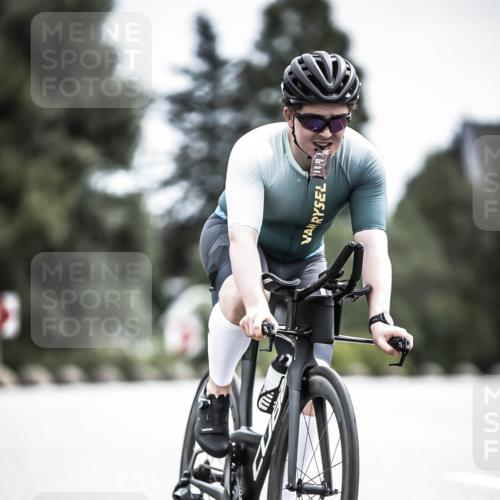 21.06.2026 - 29. Vierlanden-Triathlon H.Heesch http://msf.ph/oto/9905830 21.06.2026 11:43:19 Radfahren 41, 213, 717 meine-sportfotos.de