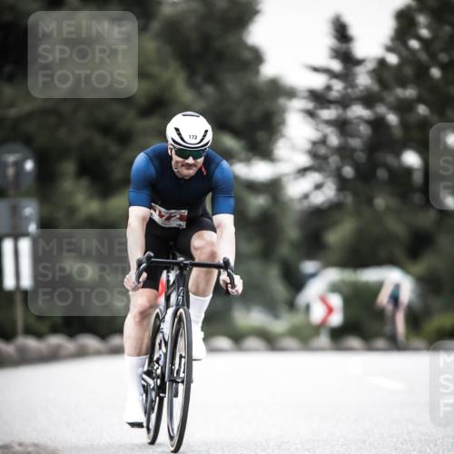 21.06.2026 - 29. Vierlanden-Triathlon H.Heesch http://msf.ph/oto/9905831 21.06.2026 10:24:20 Radfahren 74, 172, 196, 240, 377, 545 meine-sportfotos.de