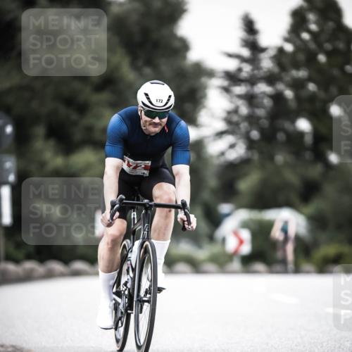 21.06.2026 - 29. Vierlanden-Triathlon H.Heesch http://msf.ph/oto/9905844 21.06.2026 10:24:20 Radfahren 74, 172, 196, 240, 377, 545 meine-sportfotos.de