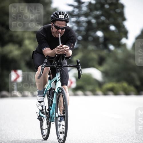 21.06.2026 - 29. Vierlanden-Triathlon H.Heesch http://msf.ph/oto/9905847 21.06.2026 11:40:03 Radfahren 641, 739, 850 meine-sportfotos.de