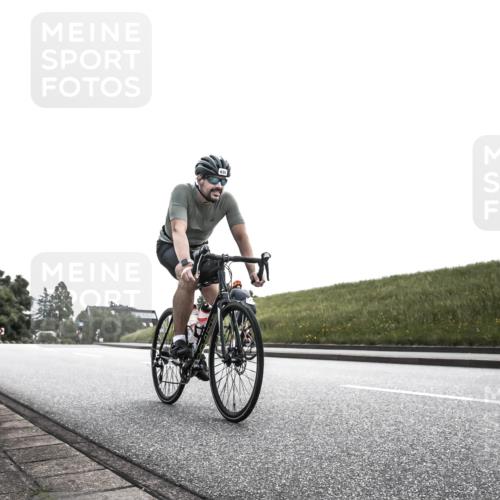 21.06.2026 - 29. Vierlanden-Triathlon H.Heesch http://msf.ph/oto/9905850 21.06.2026 11:18:13 Radfahren 635 meine-sportfotos.de