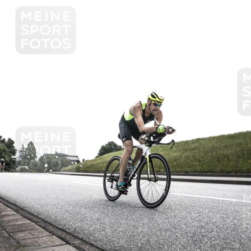 21.06.2026 - 29. Vierlanden-Triathlon H.Heesch http://msf.ph/oto/9905857 21.06.2026 11:18:29 Radfahren 177, 802 meine-sportfotos.de