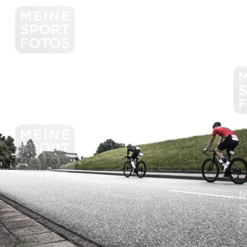 21.06.2026 - 29. Vierlanden-Triathlon H.Heesch http://msf.ph/oto/9905863 21.06.2026 11:18:45 Radfahren  meine-sportfotos.de