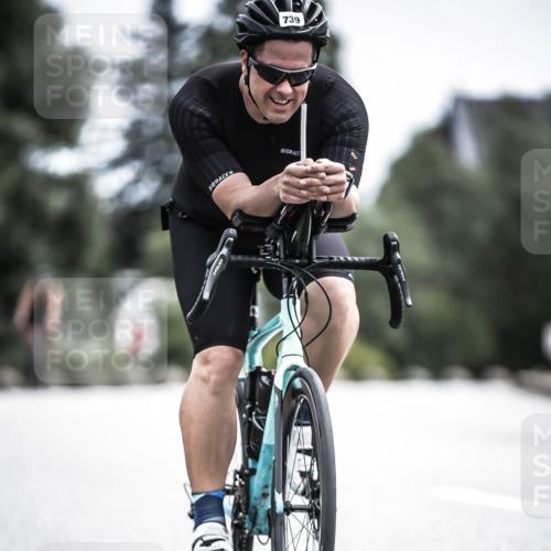 21.06.2026 - 29. Vierlanden-Triathlon H.Heesch http://msf.ph/oto/9905879 21.06.2026 11:40:03 Radfahren 641, 739, 850 meine-sportfotos.de
