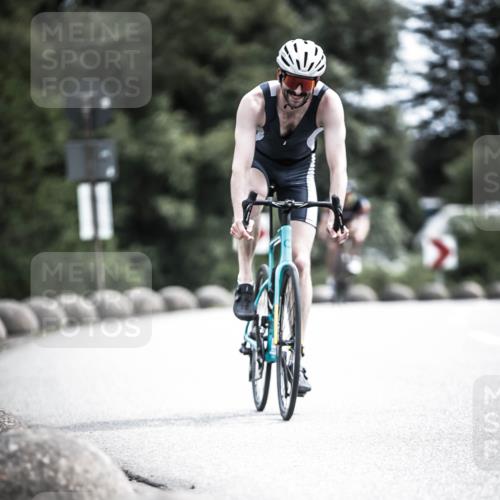 21.06.2026 - 29. Vierlanden-Triathlon H.Heesch http://msf.ph/oto/9905880 21.06.2026 11:43:31 Radfahren 628, 657, 687, 689, 731 meine-sportfotos.de