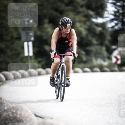 21.06.2026 - 29. Vierlanden-Triathlon H.Heesch http://msf.ph/oto/9905890 21.06.2026 11:40:07 Radfahren 87, 688, 850 meine-sportfotos.de