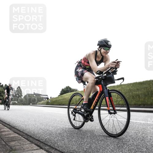 21.06.2026 - 29. Vierlanden-Triathlon H.Heesch http://msf.ph/oto/9905898 21.06.2026 11:19:22 Radfahren 274, 658, 735 meine-sportfotos.de