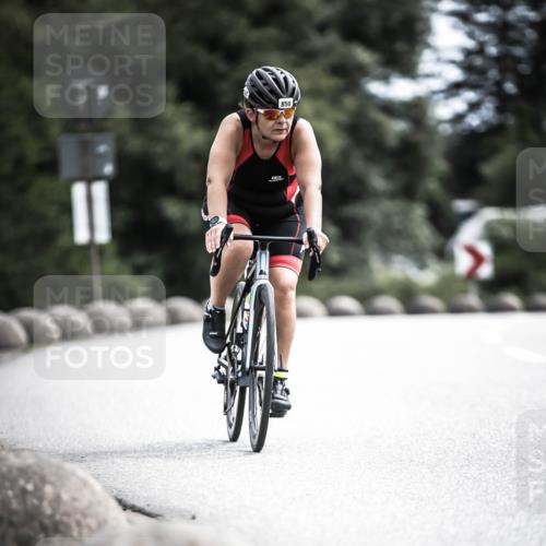 21.06.2026 - 29. Vierlanden-Triathlon H.Heesch http://msf.ph/oto/9905900 21.06.2026 11:40:08 Radfahren 87, 688, 850 meine-sportfotos.de
