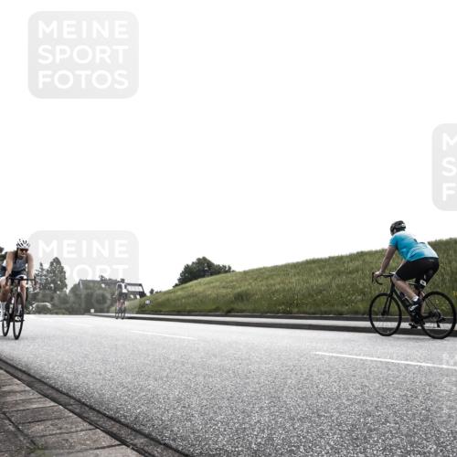 21.06.2026 - 29. Vierlanden-Triathlon H.Heesch http://msf.ph/oto/9905927 21.06.2026 11:20:05 Radfahren 20, 301 meine-sportfotos.de
