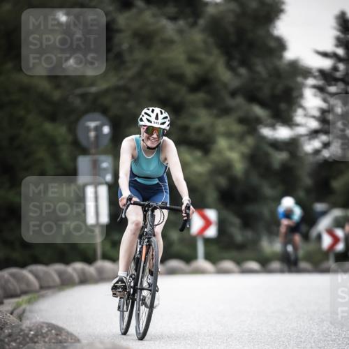 21.06.2026 - 29. Vierlanden-Triathlon H.Heesch http://msf.ph/oto/9905930 21.06.2026 10:24:26 Radfahren 74, 84, 94, 169, 196, 370, 377, 545, 552, 622 meine-sportfotos.de