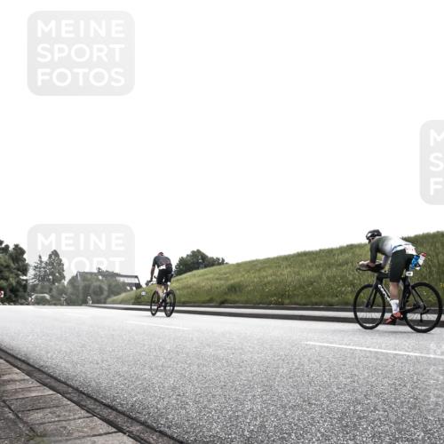 21.06.2026 - 29. Vierlanden-Triathlon H.Heesch http://msf.ph/oto/9905945 21.06.2026 11:20:22 Radfahren  meine-sportfotos.de