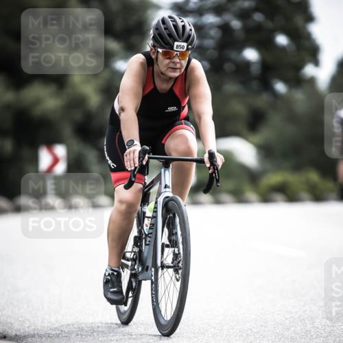 21.06.2026 - 29. Vierlanden-Triathlon H.Heesch http://msf.ph/oto/9905947 21.06.2026 11:40:08 Radfahren 87, 688, 850 meine-sportfotos.de