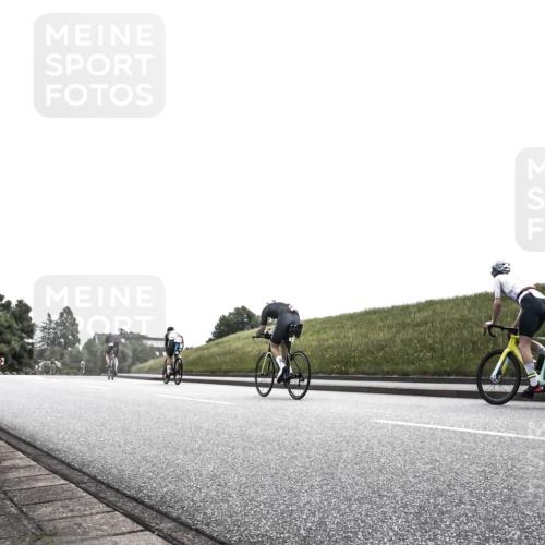 21.06.2026 - 29. Vierlanden-Triathlon H.Heesch http://msf.ph/oto/9905957 21.06.2026 11:20:24 Radfahren  meine-sportfotos.de