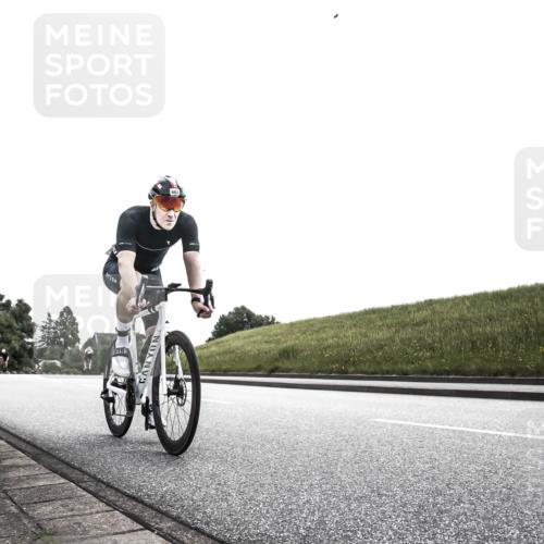 21.06.2026 - 29. Vierlanden-Triathlon H.Heesch http://msf.ph/oto/9905962 21.06.2026 11:20:45 Radfahren 191, 683, 750, 813, 838 meine-sportfotos.de