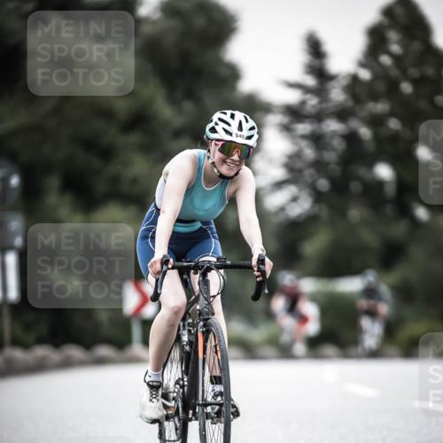 21.06.2026 - 29. Vierlanden-Triathlon H.Heesch http://msf.ph/oto/9905968 21.06.2026 10:24:27 Radfahren 74, 84, 94, 169, 196, 370, 377, 545, 552, 622 meine-sportfotos.de