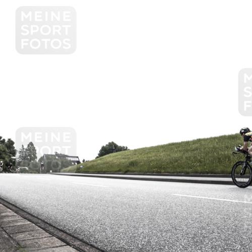21.06.2026 - 29. Vierlanden-Triathlon H.Heesch http://msf.ph/oto/9905979 21.06.2026 11:21:05 Radfahren 807 meine-sportfotos.de